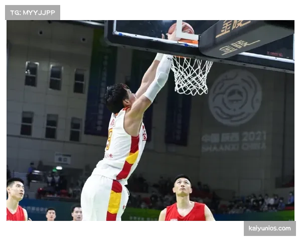 雷霆卫冕之路:年轻核心如何应对压力与挑战迎接未来考验